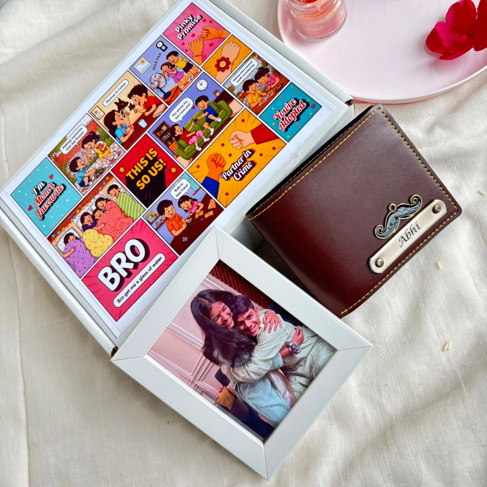 WhatsApp Image 2026-07-22 at 7.20.08 PM (1) The Yaari Combo - Personalised wallet and photo frame - Image 2