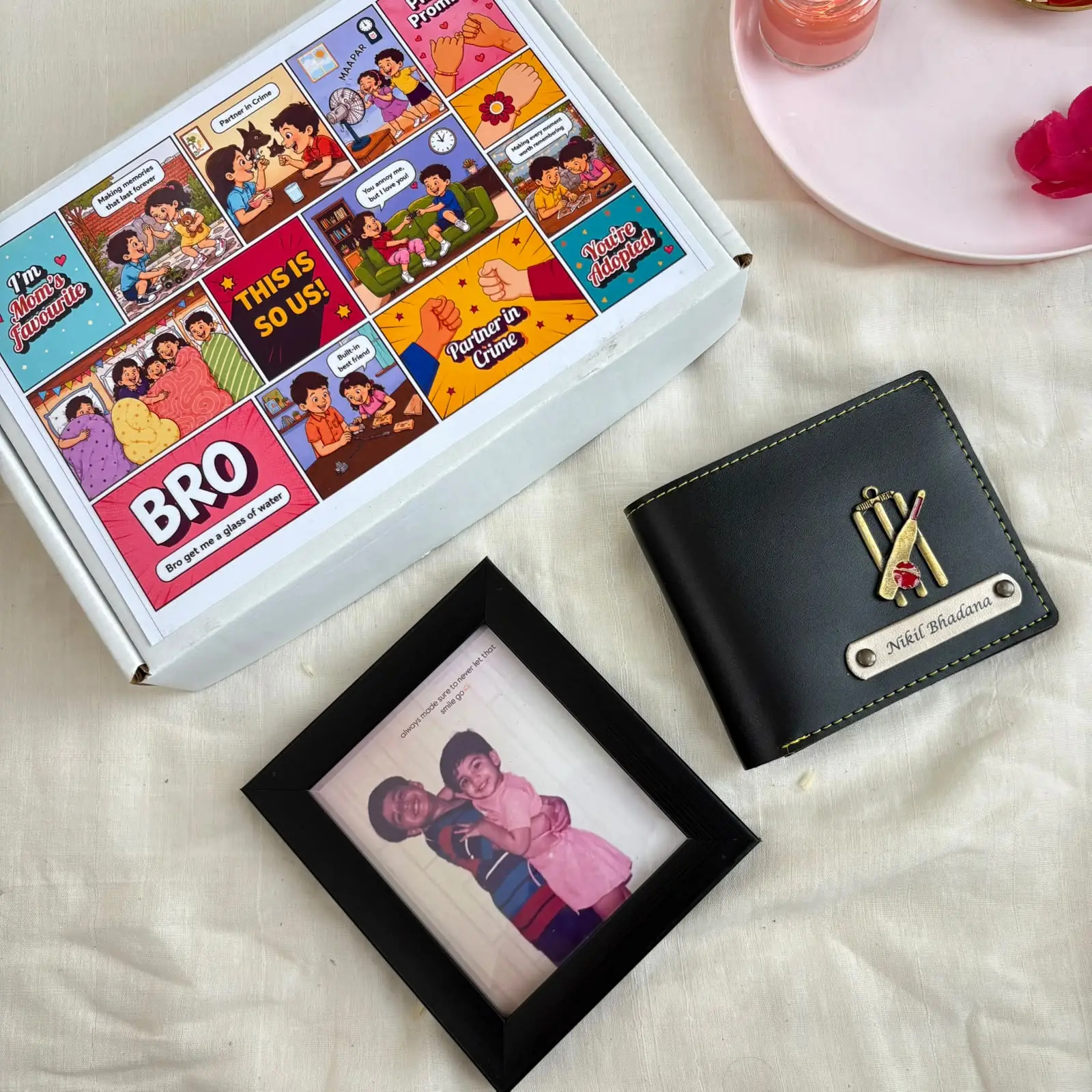 WhatsApp Image 2026-07-22 at 7.20.09 PM (2) The Yaari Combo - Personalised wallet and photo frame - Image 1